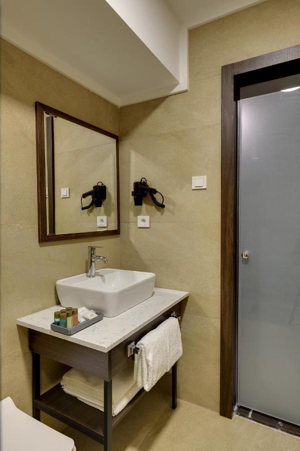 Leo Suites بورصة المظهر الخارجي الصورة