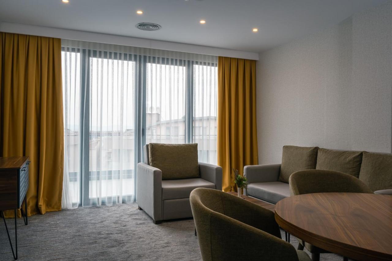 Leo Suites بورصة المظهر الخارجي الصورة